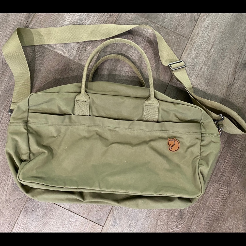 Fjallraven army green G-1000 duffel bag